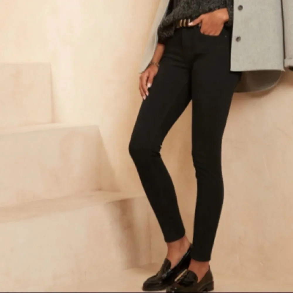 Banana Republic Mid + Skinny Jeans
